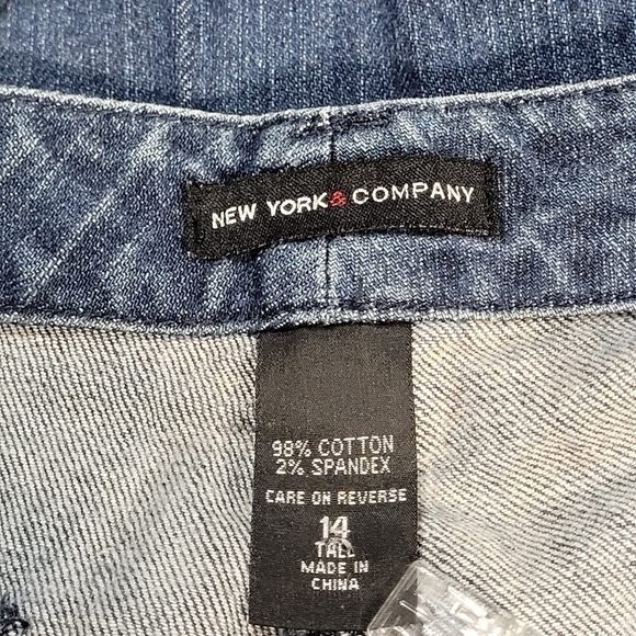 NY&Co VTG Mid Rise Stitched Front Creased Boot Cut Stretch Jeans (14) - Picture 5 of 8